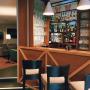 Bar/Cocktail Lounge