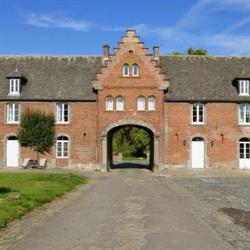 Ferme de Ferooz (Gîte et Manège Privé)