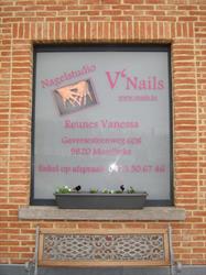 V'nails