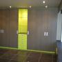 Door een bezoeker 17/12/2016 geüpload - wandkast slaapkamer met verlichting in middenkolom