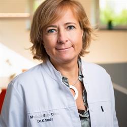 Smet Kristin, Dermatoloog