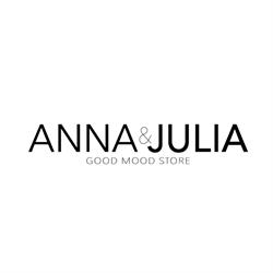 Anna & Julia