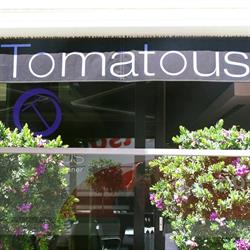 Tomatous