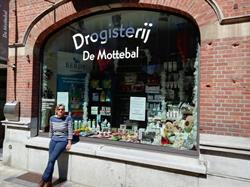 Drogisterij De Mottebal