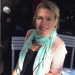 Claudia Theunissen , Praktijk voor Osteopathie en Craniosacraal therapie