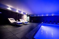 Suites et Wellness des Champs Elysées