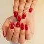 Refaire ces ongles en rouge Alisthétique Luxembourg