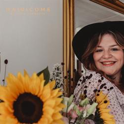 Hair I Come by Jodie Deswarte Tielt