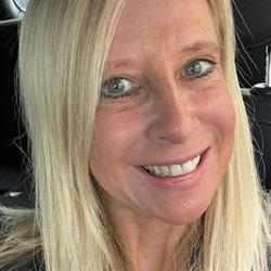 Georgia Antonopoulos - Hypno Coach