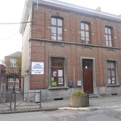 Ecole Communale de Naast