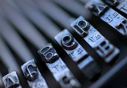 Azo Vaneuh - Redactie en Communicatie