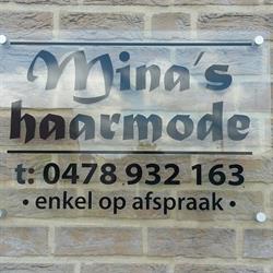 Mina's haarmode