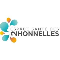 Camille Mariscal - Kiné générale spécialisée en périnéologie, en pré et postnatale et en pédiatrie