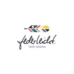 federleicht. Heidi Schomus