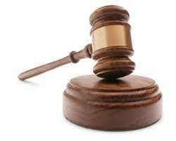 Veilingmeesters - Auctioneers - Commissaires Priseurs