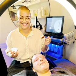SkinHouse - HydraFacial Antwerpen I is Clinical Huidverbetering