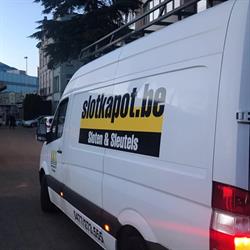 AST Slotenmaker Turnhout slotkapot.be & autosleutels laten bijmaken.