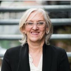 Linda Hoeben Centrum voor Embodied Coachen