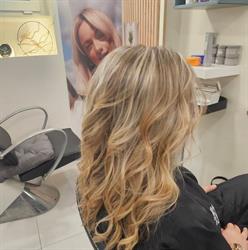 Créatif Coiffure, Coiffeur