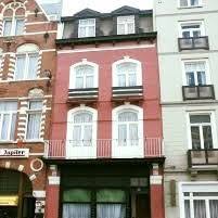 "Chez Ba'Nus"