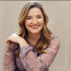 Meghan Kelly, Integrative Therapy & Systemic Constellations